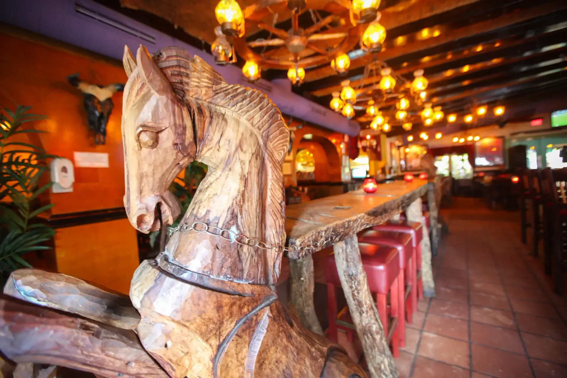 Wood horse sculpture decor